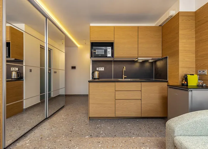 Lejlighed Downtown Modern With Balcony By Flat Mаnager *